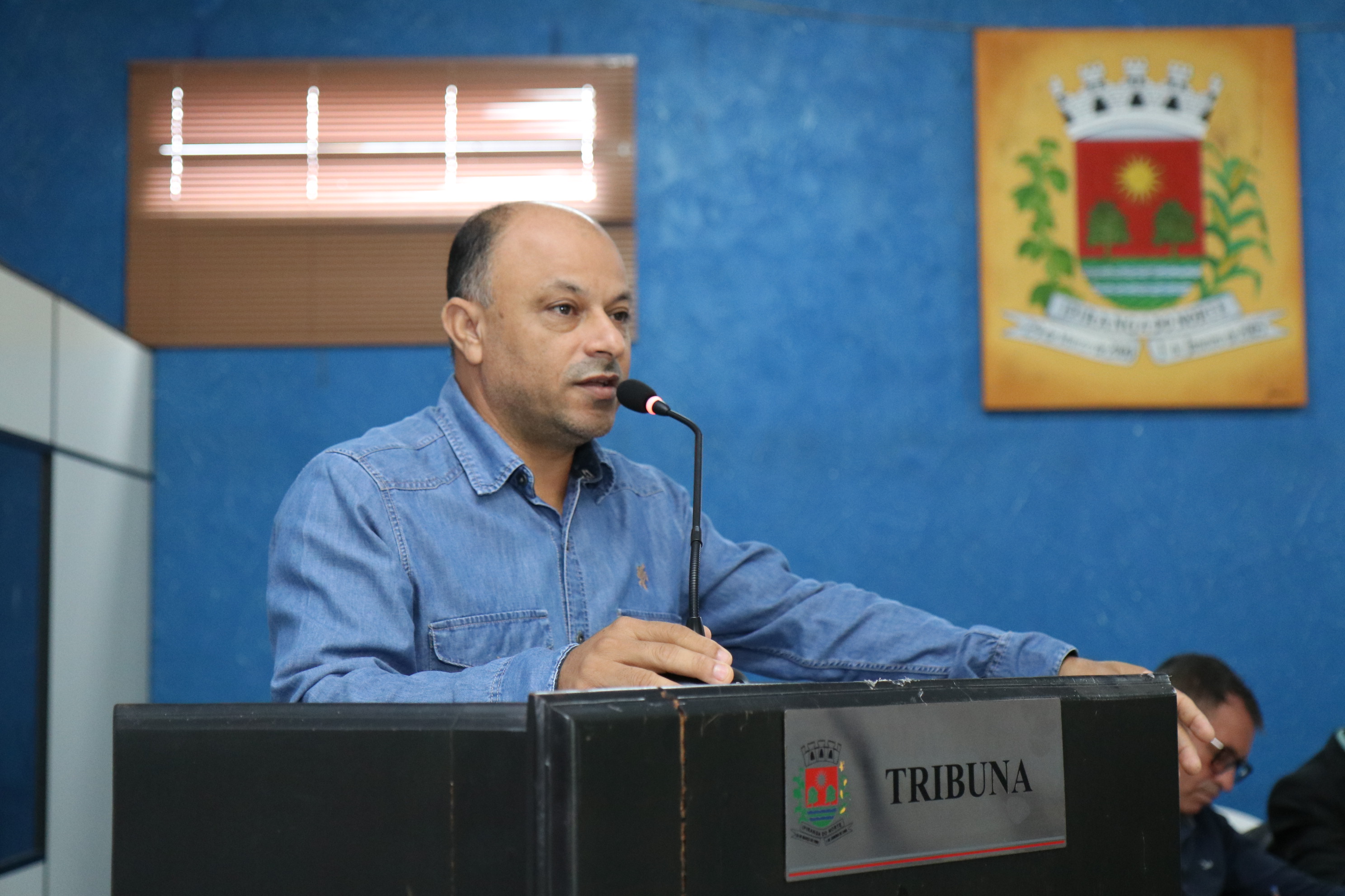 Presidente Rogério do Gás apresenta projeto para criação da Escola do Legislativo